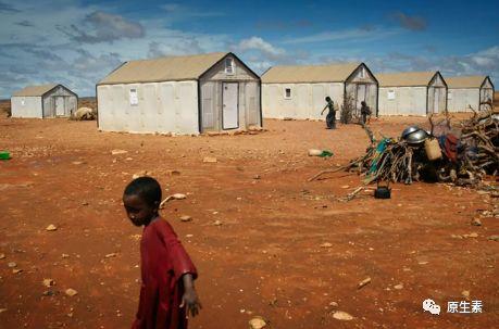 开二手车，跳蚤市场买衣服，他却打造了世界上最大的慈善基金会