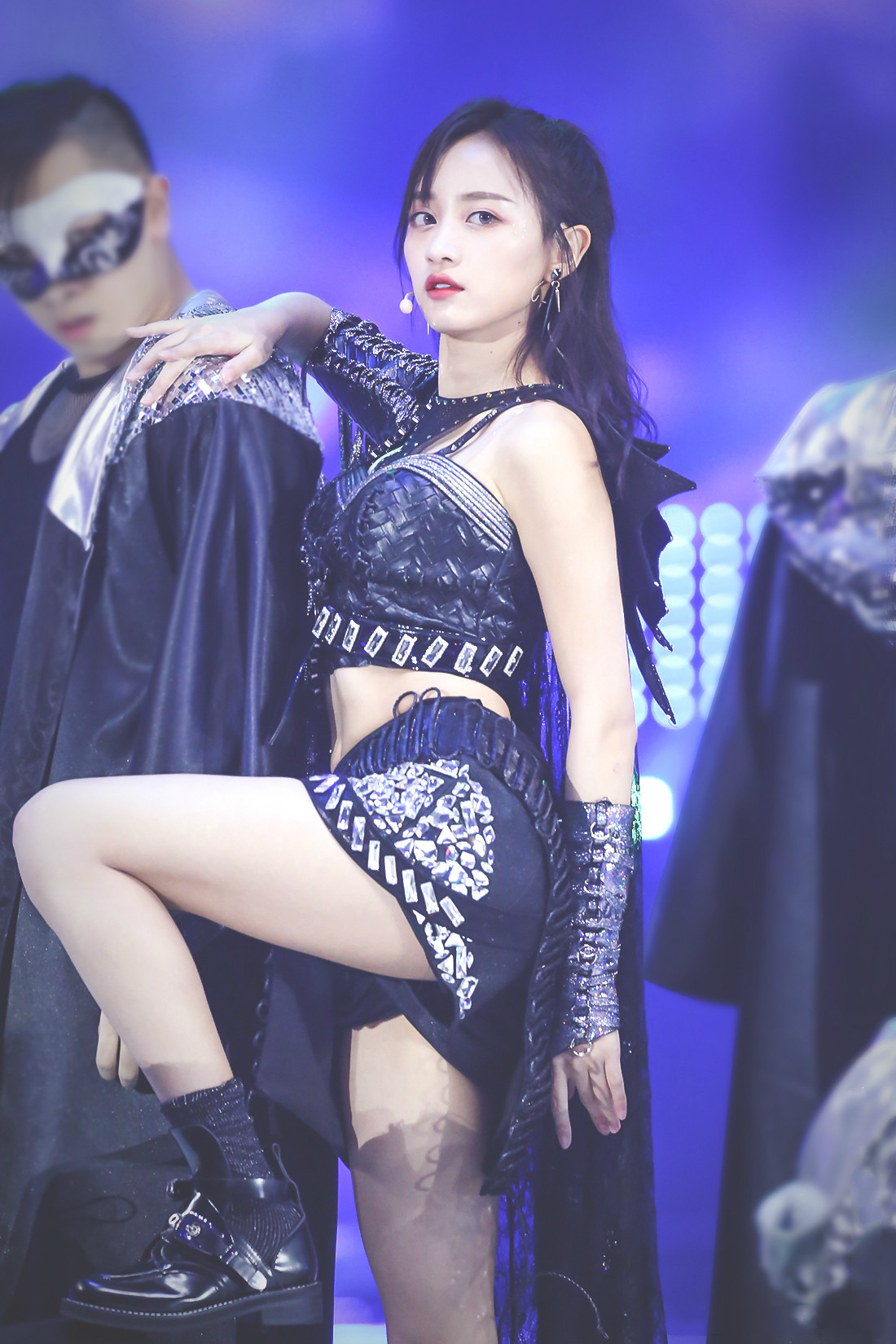 游戏废柴，用自己照片当屏保，可黄婷婷这个自恋girl只给*服私**6分