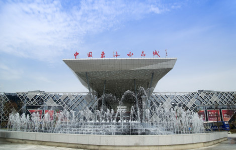 全球十大天然水晶图片,真正的纯天然的水晶长什么样子