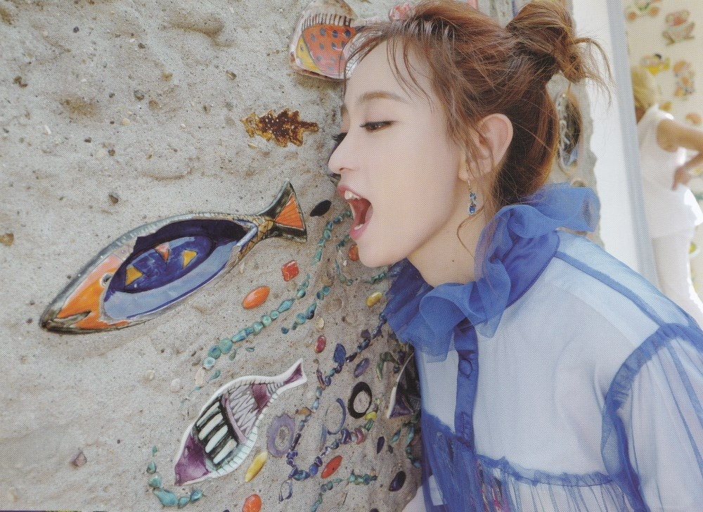 游戏废柴，用自己照片当屏保，可黄婷婷这个自恋girl只给*服私**6分