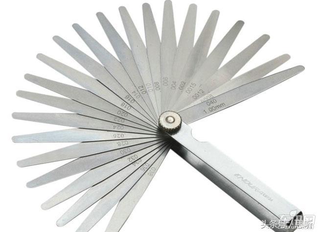 13款进口标致4008大灯拆车件,拆车件2014款东风标致308大灯总成