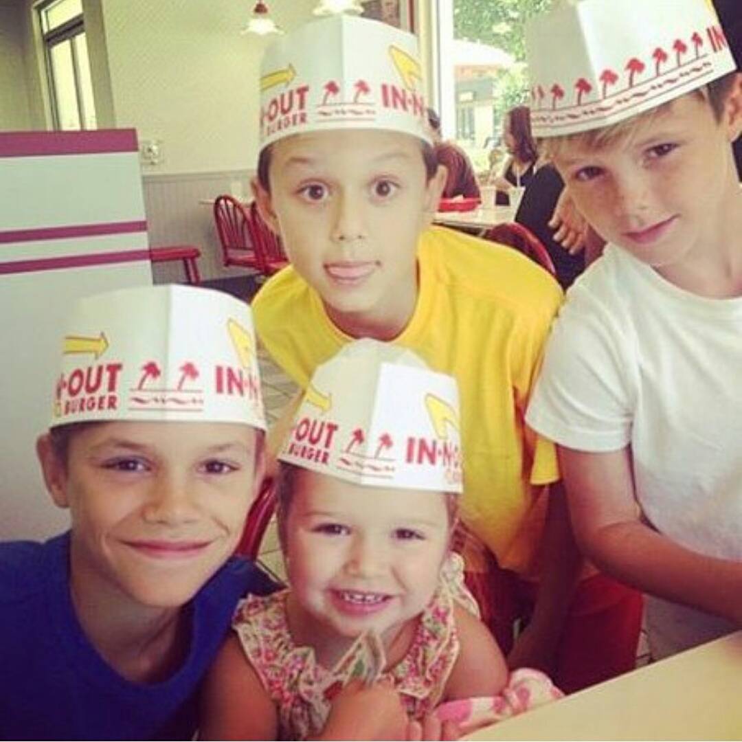 贝嫂维多利亚与小七,贝嫂和小七维多利亚