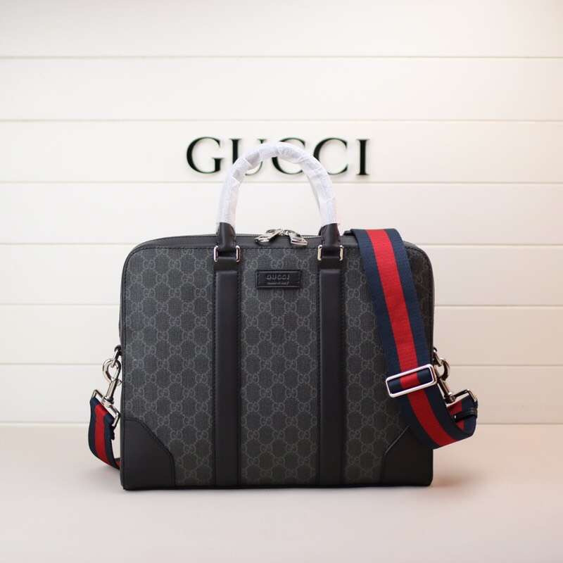 gucci公文包帆布的好还是皮的好,gucci古驰男士印花手提包