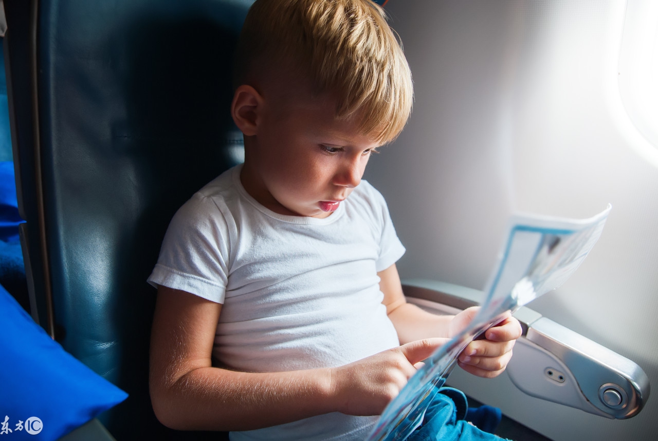 第一次带着宝宝坐飞机详细流程,第一次带两岁宝宝坐飞机详细流程