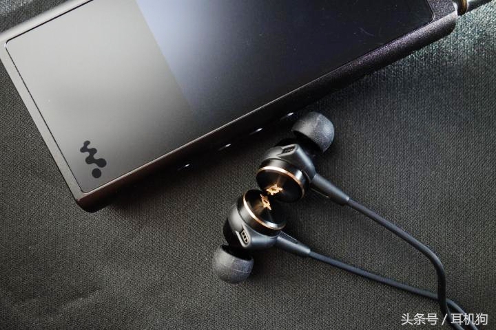 索尼xba-z5耳机,索尼xba-z5测评