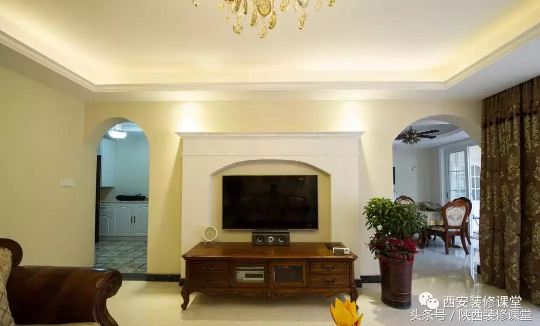 电视墙有门怎么处理,电视墙有门怎么办好