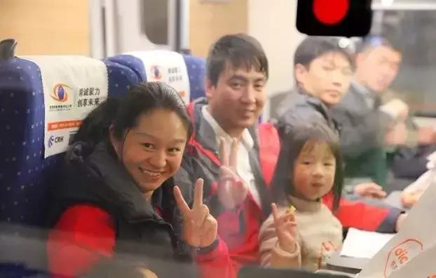 铁路迎来节前售票高峰,春运铁路客流高峰是哪几天