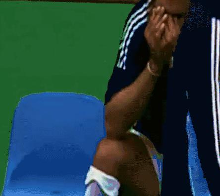 紫百合巴蒂纪念球衣,致敬科比43岁生日快乐