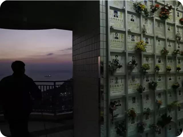 香港｜站在全世界的坟上，你看到了什么？