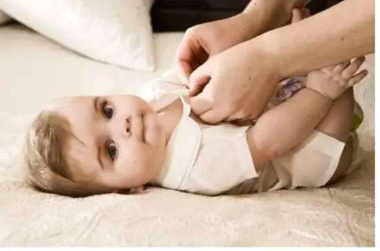 生病要去医院不要迷信偏方,吃民间偏方让宝宝患病