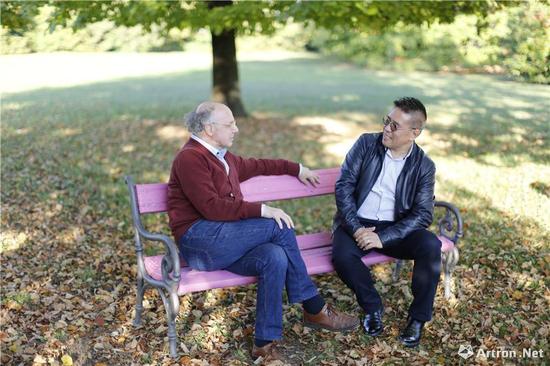 当代国际范“曾振伟的快乐人”