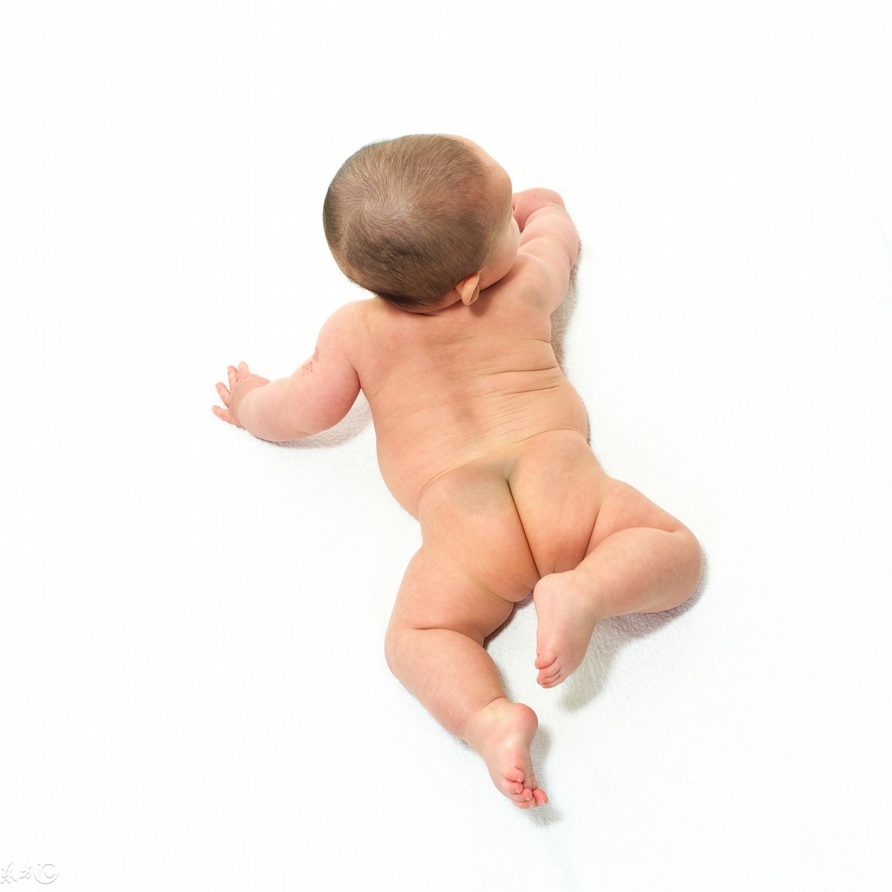 妈妈护理婴儿湿疹的妙招,湿疹流黄水头垢怎么去除婴儿