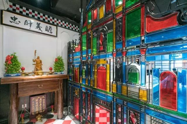 魔都最漂亮的公交,魔都最好吃的小吃一条街