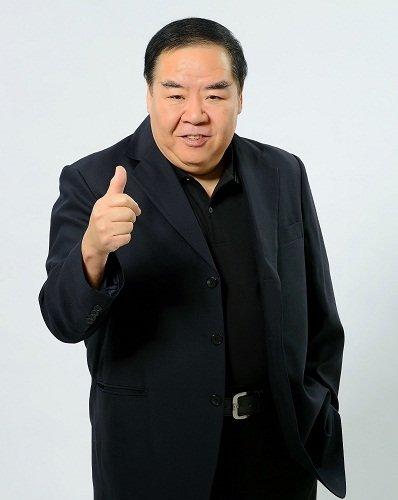 曾经香港影视界大佬级的人物,曾经上海滩呼风唤雨的大哥