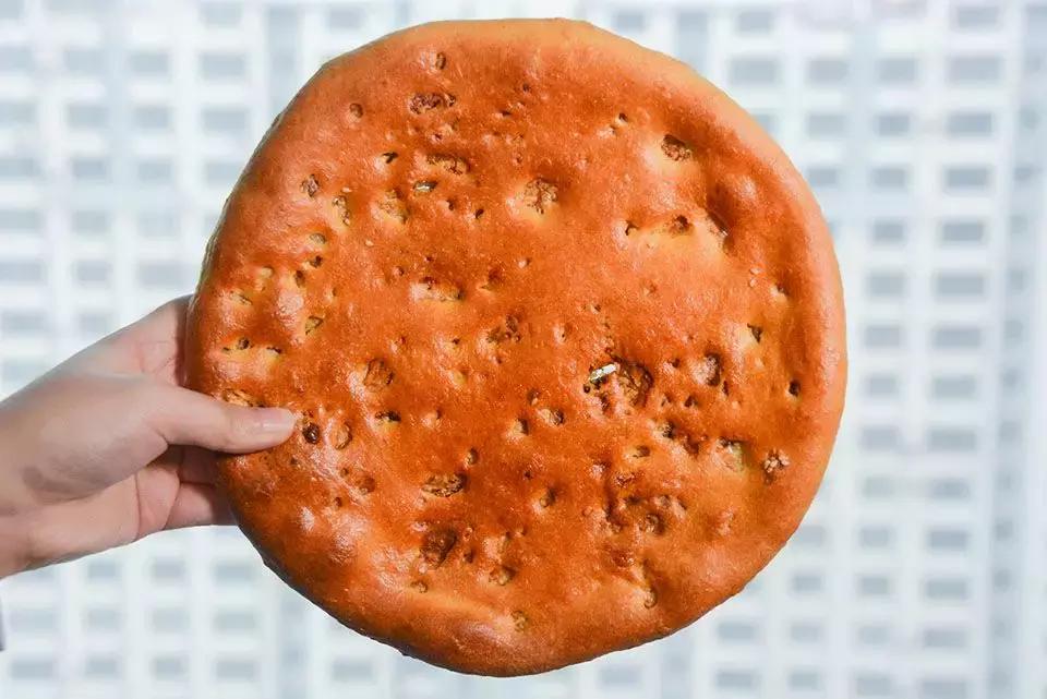 昌吉哪一家的馕做的好吃,昌吉最好吃的馕饼