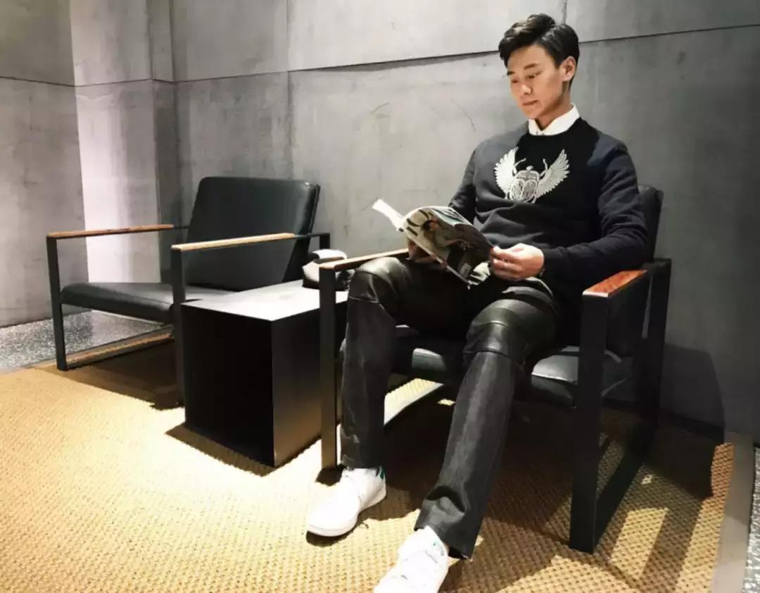 这个意大利奢潮牌火了！林更新活动爱穿，迪玛希为它打CALL