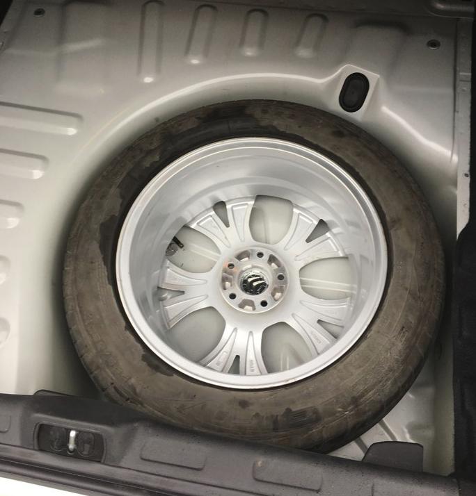 雪铁龙三代c5优缺点,雪铁龙c5没备胎怎么办