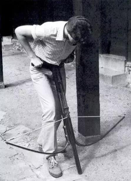 穷人的闪电：冷兵器时代的欧洲单兵远射*器武**