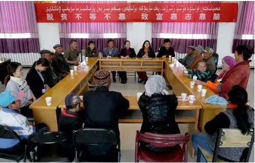 脱贫致富奔小康一个都不能少,脱贫致富踏上幸福路