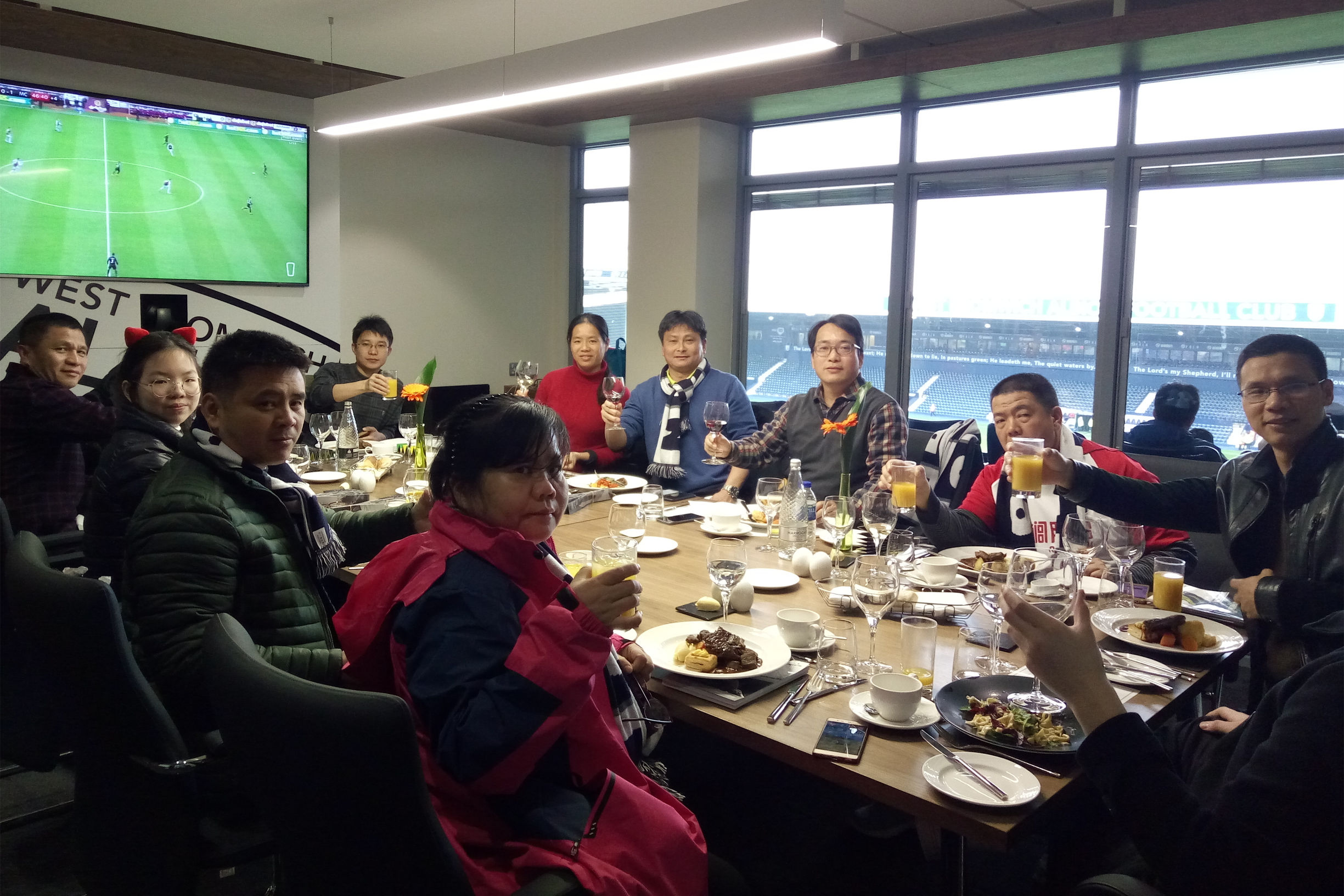 中国球迷组团观战欧洲杯,中国球迷包机观战欧洲杯