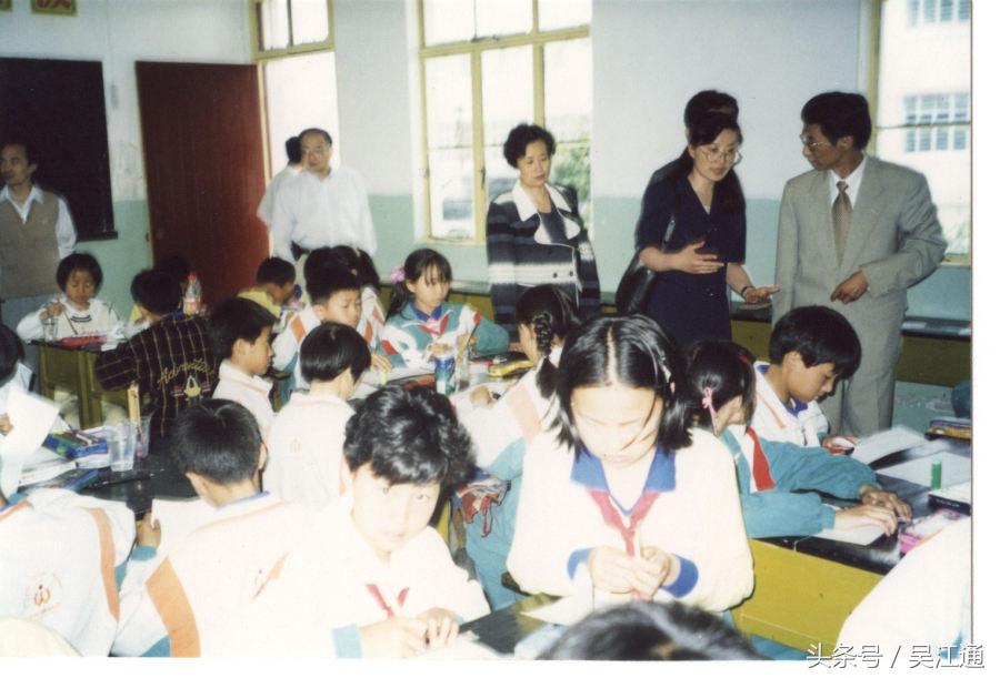 八坼小学是什么时候建校的,八坼中学和八坼小学