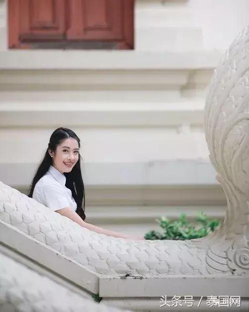 第72届朱拉隆功-法政大学传统足球赛，漂亮小姐姐们都上线啦！