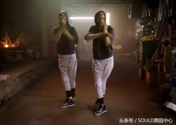 不减震易搭配怎么跳街舞？街舞必备5款鞋！