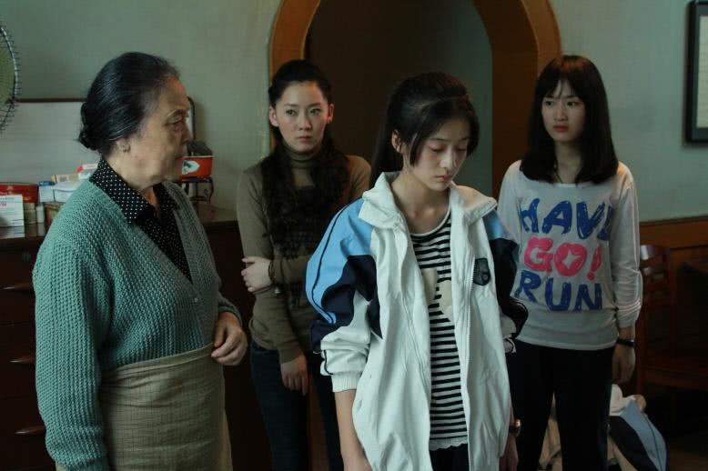 6岁被选中演戏，专业全国第一进中戏，演技颜值均获赞