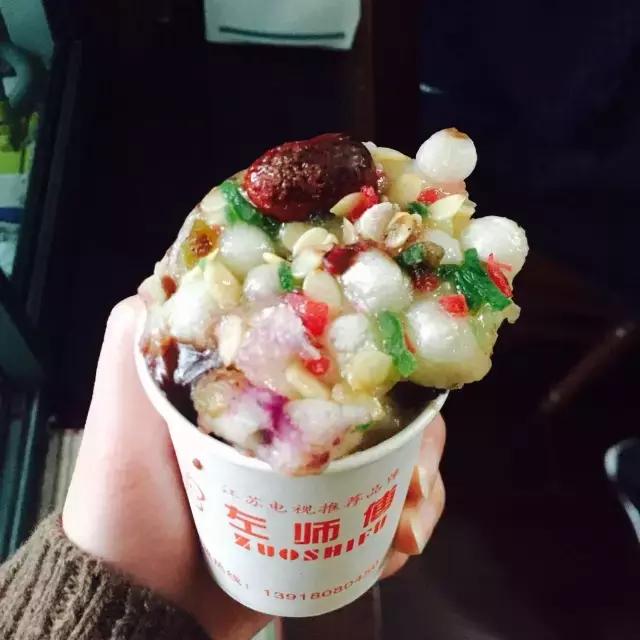 魔都最漂亮的公交,魔都最好吃的小吃一条街