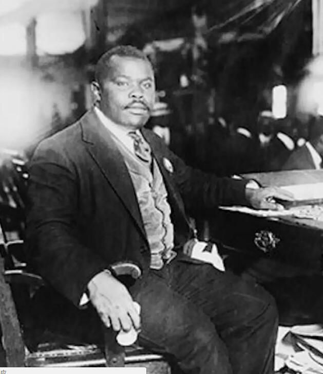 足球比赛时被闪电击死的球员,史上最惨烈十大足球意外