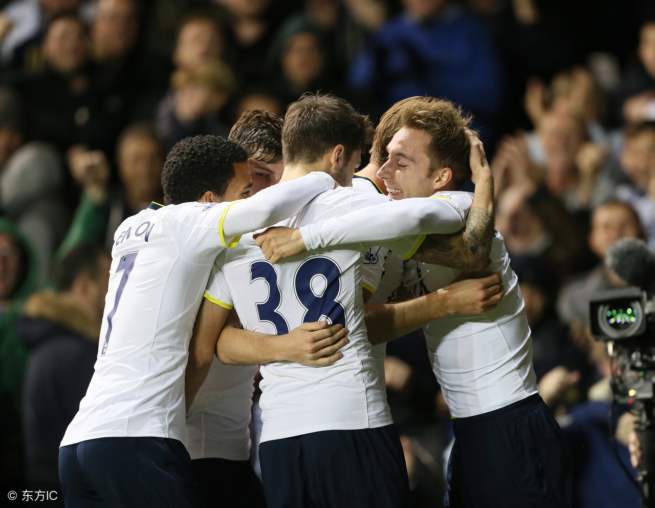 热刺影视表演学院成立了！3跳水2点球成功率远超其他同类学院！