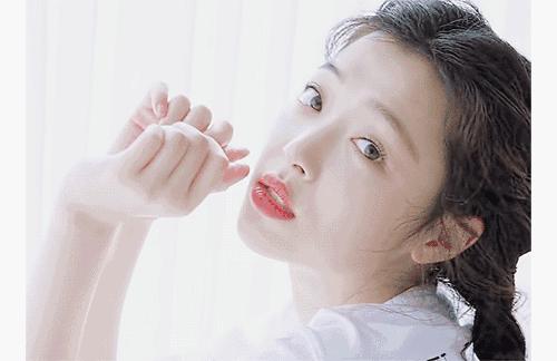 阿玛尼热门唇釉色号推荐,ysl小金条1966和阿玛尼405口红