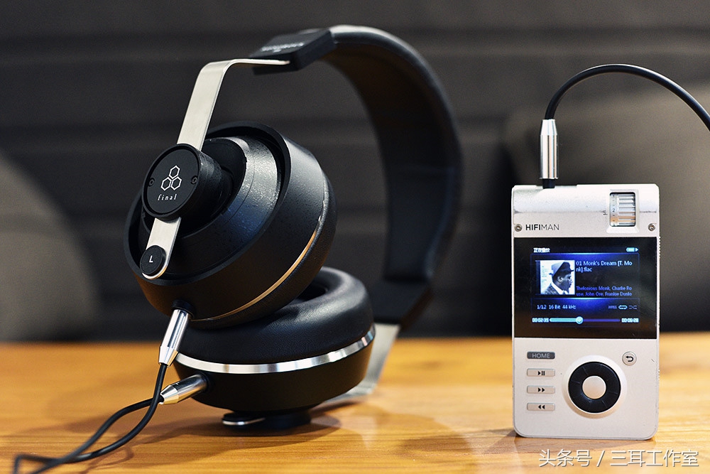 别看这业界奢牌的耳机样子很巨大但是却很好推