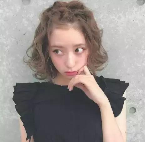 短发剪坏的补救方法,短发剪得太短太丑怎么补救