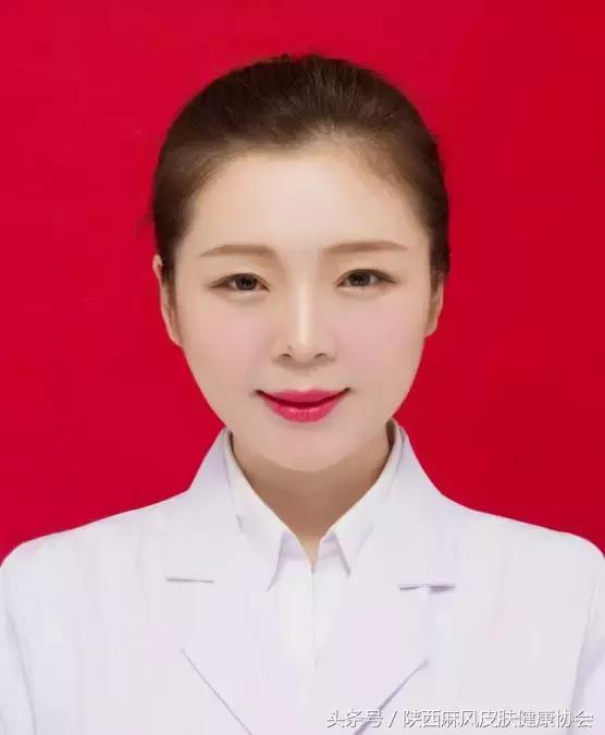 唇炎患者怎么保湿皮肤好,唇炎唇部干燥的厉害如何滋润