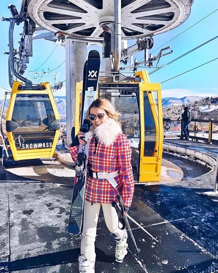 刘雯衣服怎么穿好看,冬季刘雯穿衣搭配