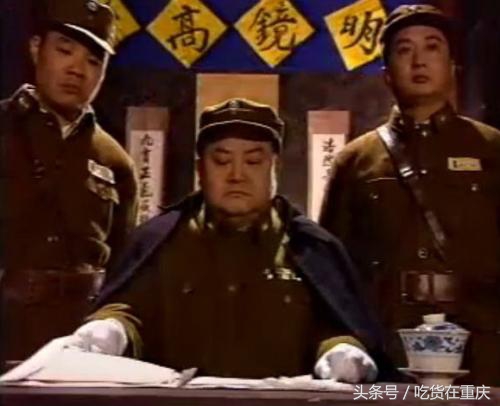 红得彻底，辣得翻天，“哈儿军长”的火锅逗是不一样