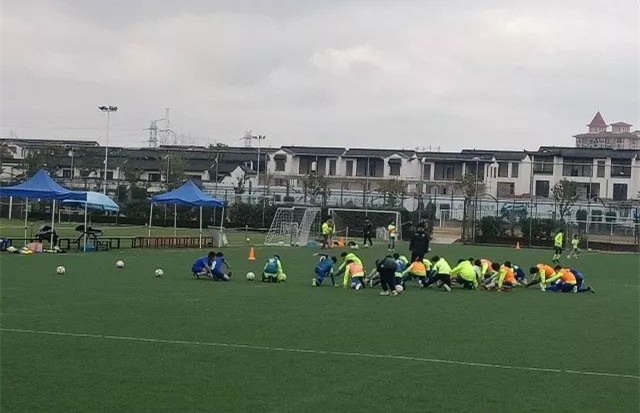 凯里青训足球,凯里足球培训俱乐部