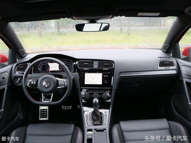 现在最值得入手的两厢车,动力强劲操控好两厢车推荐