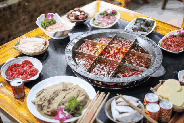 「餐饮加盟」火锅行业前景怎么样？加盟有赚钱吗？