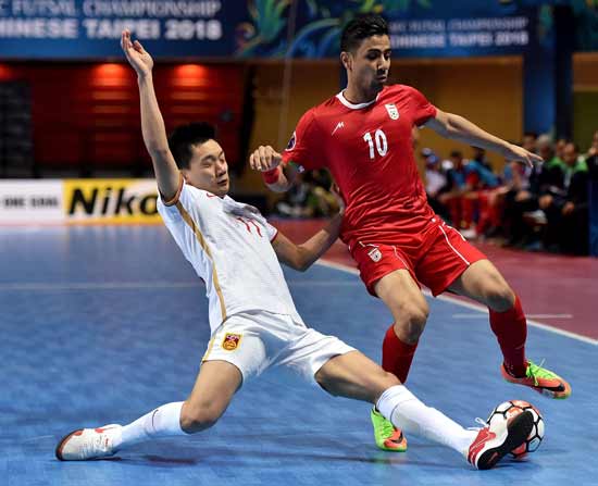 中国足球1比5负于泰国,中国0-1不敌卡塔尔