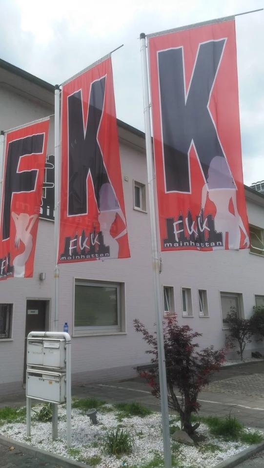 在欧洲五大联赛豪门踢球,欧洲五大联赛比起nba谁更厉害