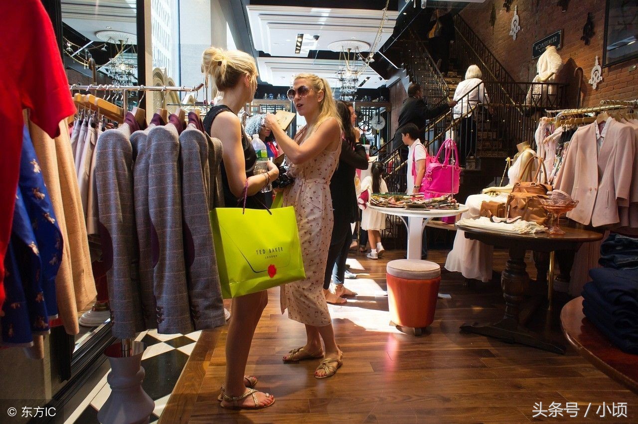 服装销售只要高出进价20%便可盈利,怎样提高服装销售技巧和话术