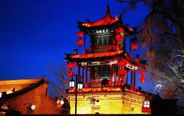 国内风景最好的旅游景点冬天,国内各地最美的十大自驾游线路