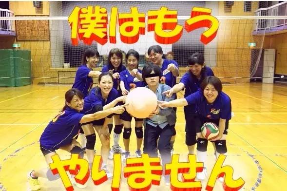 麻麻，请再打一次我完美柔润丰满的屁屁吧！