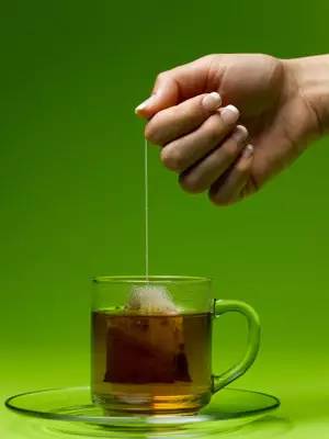 男士眼部补水抗皱去黑眼圈,男士护肤去皱纹去黑眼圈