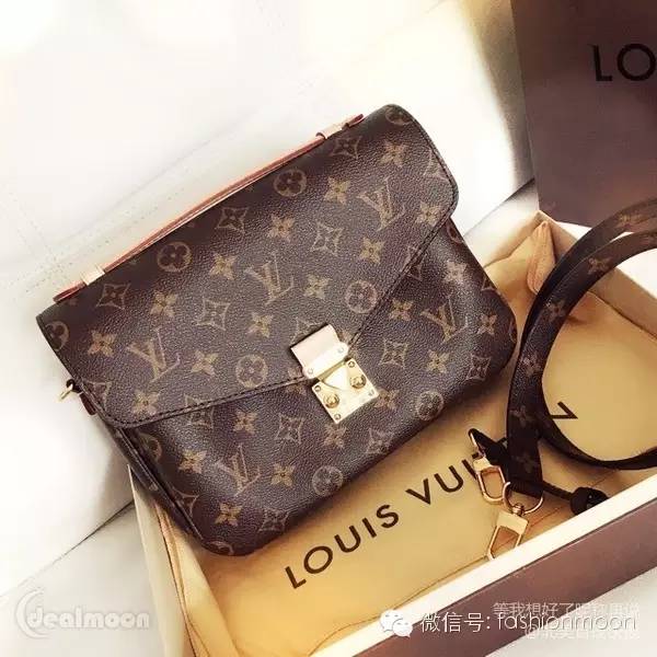 APP晒货这10个去年刷屏的最火包包，今年都出最新款啦！