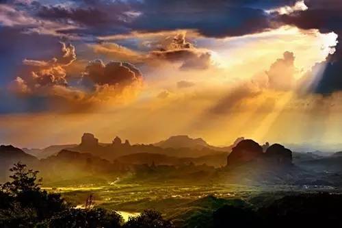 据说，江西人有了这条微信，就可以在韶关打开“仙境之门”！