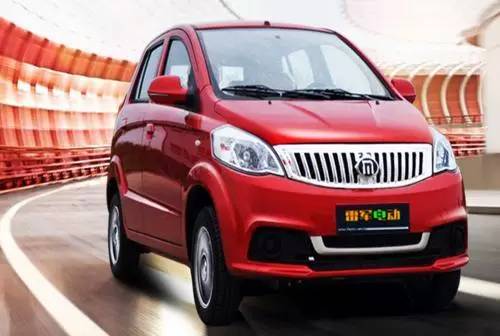 雷军宣布小米进军电动车,雷军山寨机事件