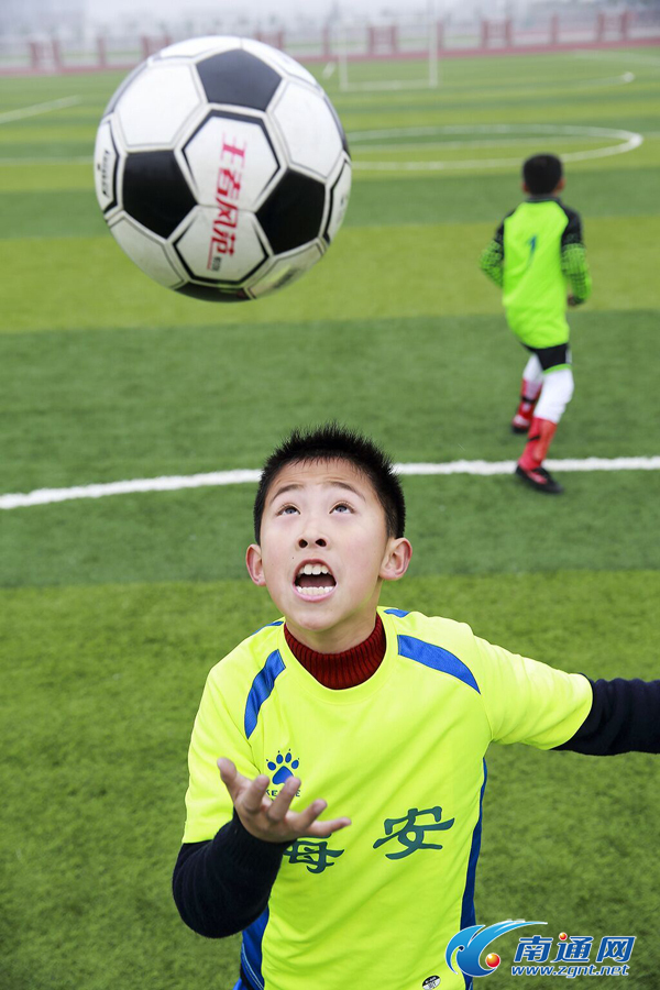 海安实小足球操,海安开发区实验学校足球